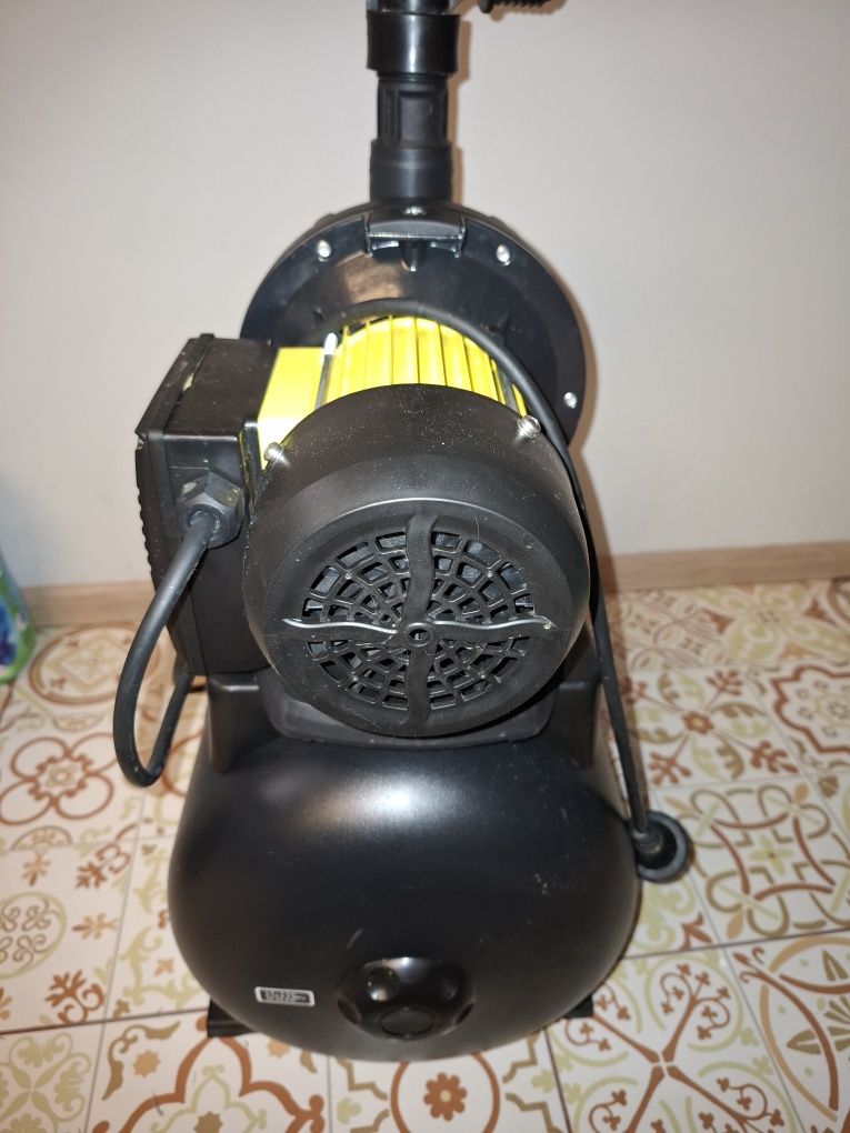 Насосна станція Karcher BP 3.200