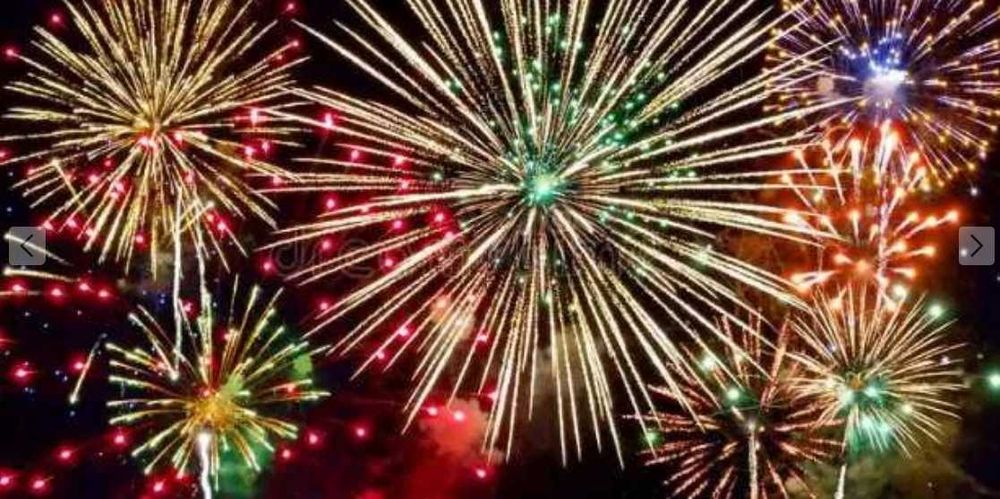 Pokaz fajerwerków na weselu lub innej imprezie