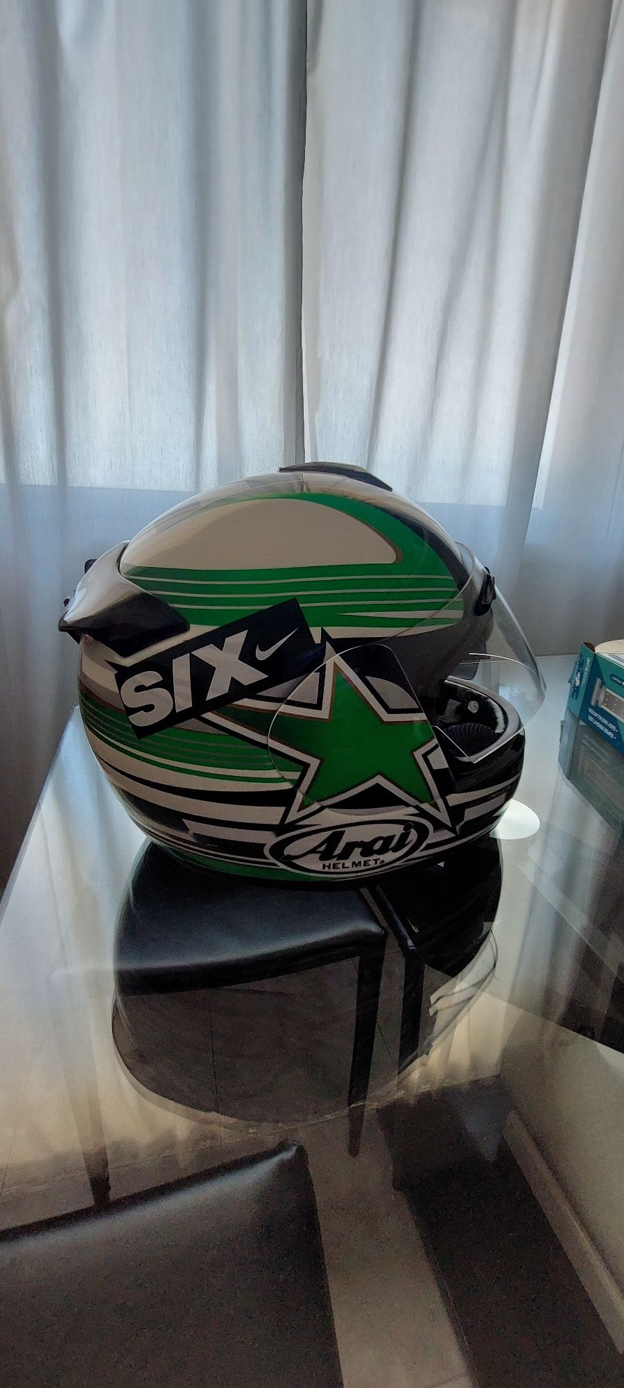 Capacete Arai HelMet edição ilimitada