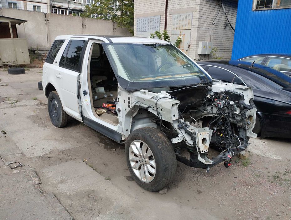Кузов четверть ланжерон Land Rover Freelander LR2 крыша крыло