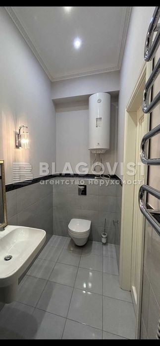 Продаж 3-к просторої квартири по Січових стрільців 10. Гарний ремонт