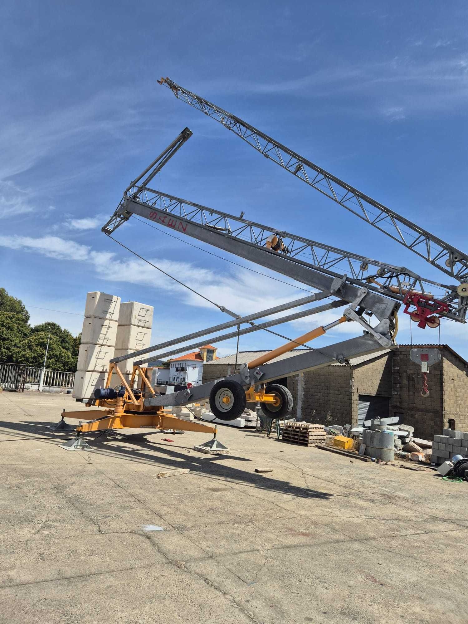 Grua automontante hidraulica