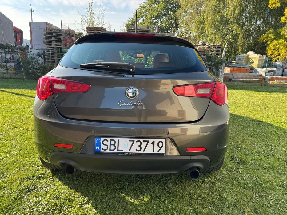 Alfa Romeo Giulietta Alfa Romeo Gulietta 2.0 JTDm