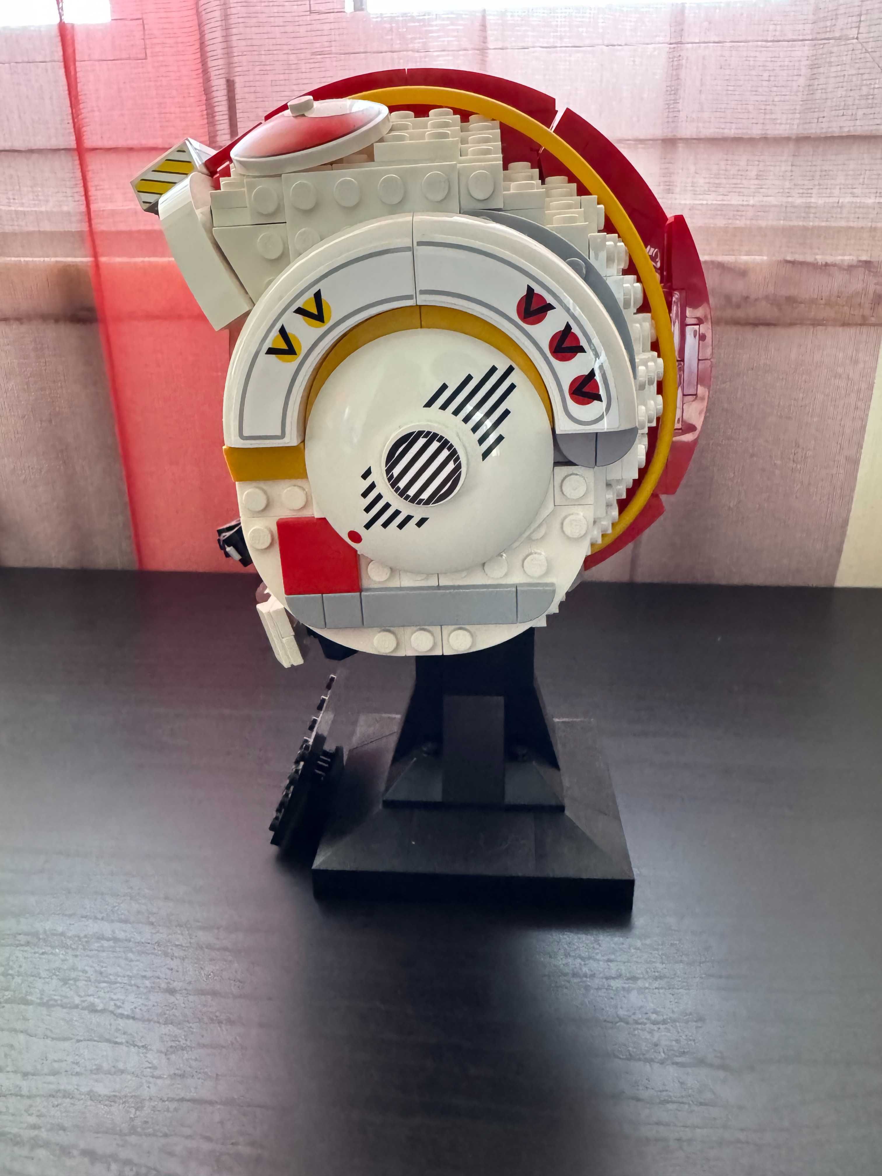 Lego 75327 Luke Skywalker Red Five Helmet