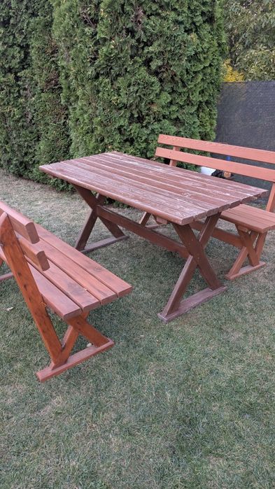 Komplet mebli ogrodowych drewno, stół i 2 ławki