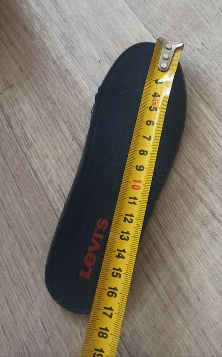 Демісезонні ботінки Levi's 28р.