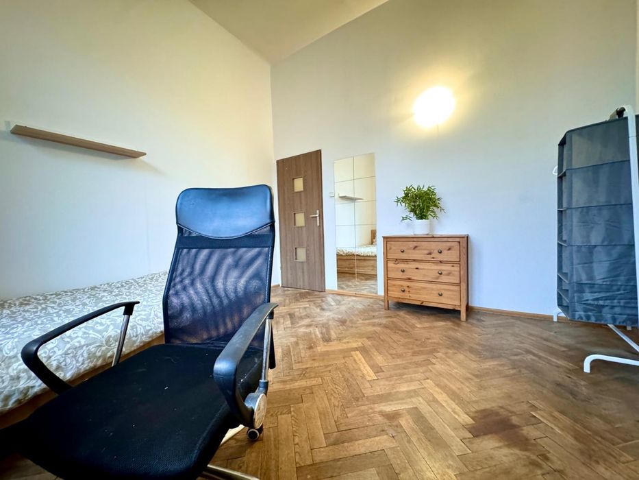 Magiczny Pokój w Sercu Krakowa / ul. Karmelicka 1 / Dostępna od ZARAZ