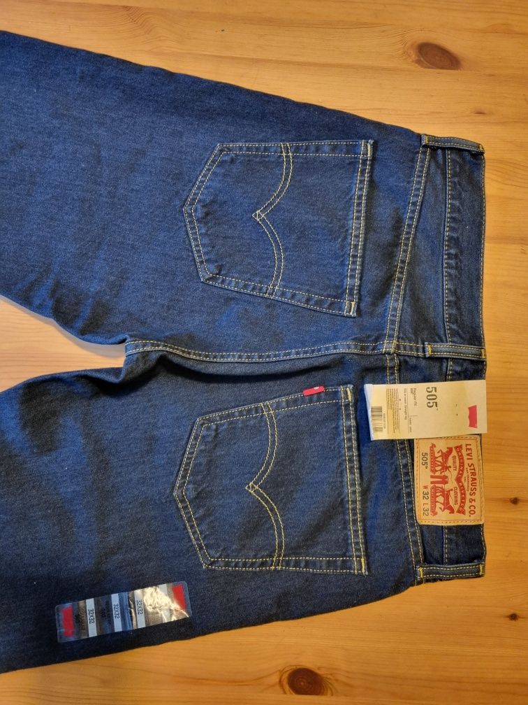 Nowe spodnie Levis 505 W32/L32 jeansy granatowe