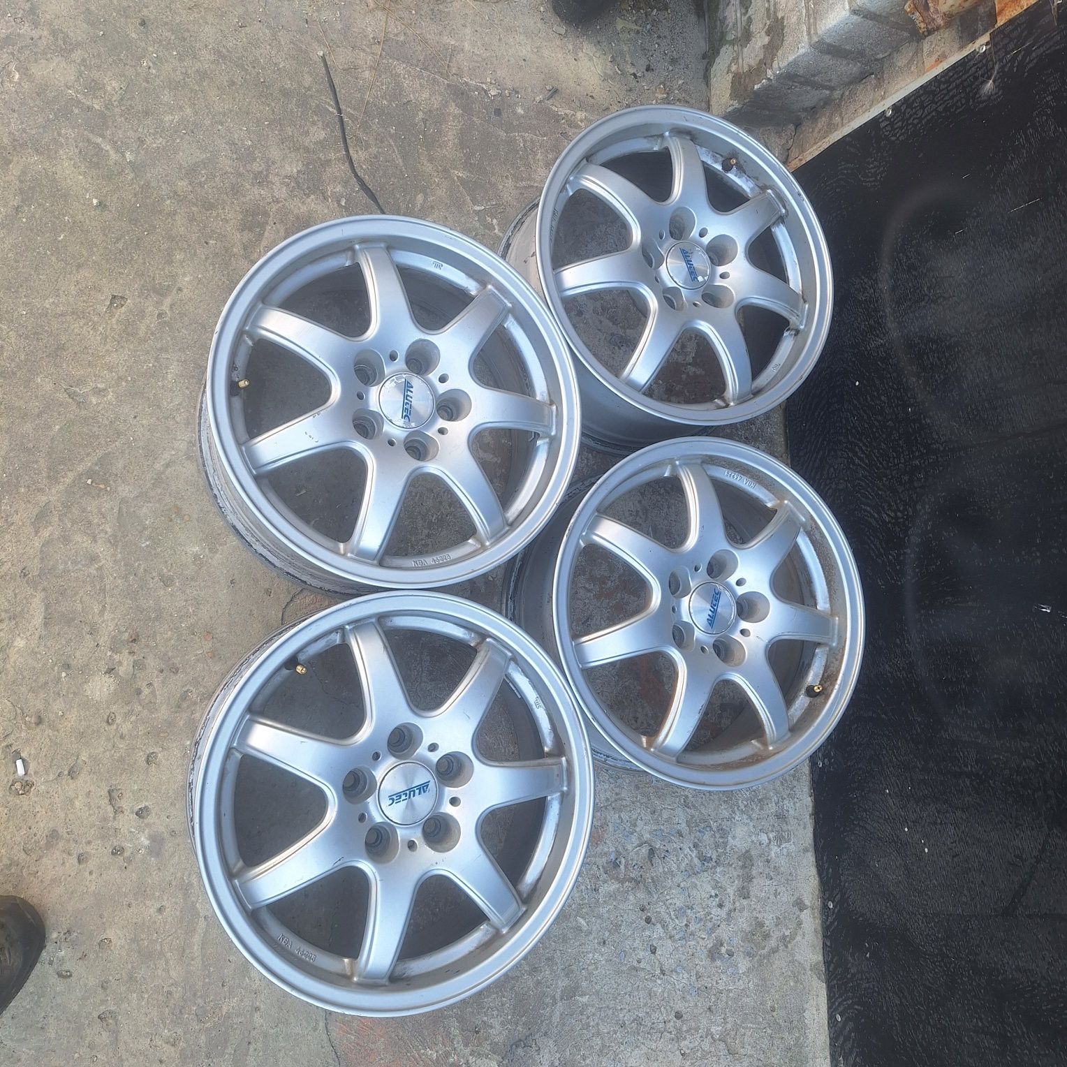 Felgi 5x114.3 16 nissan mazda lexus toyota