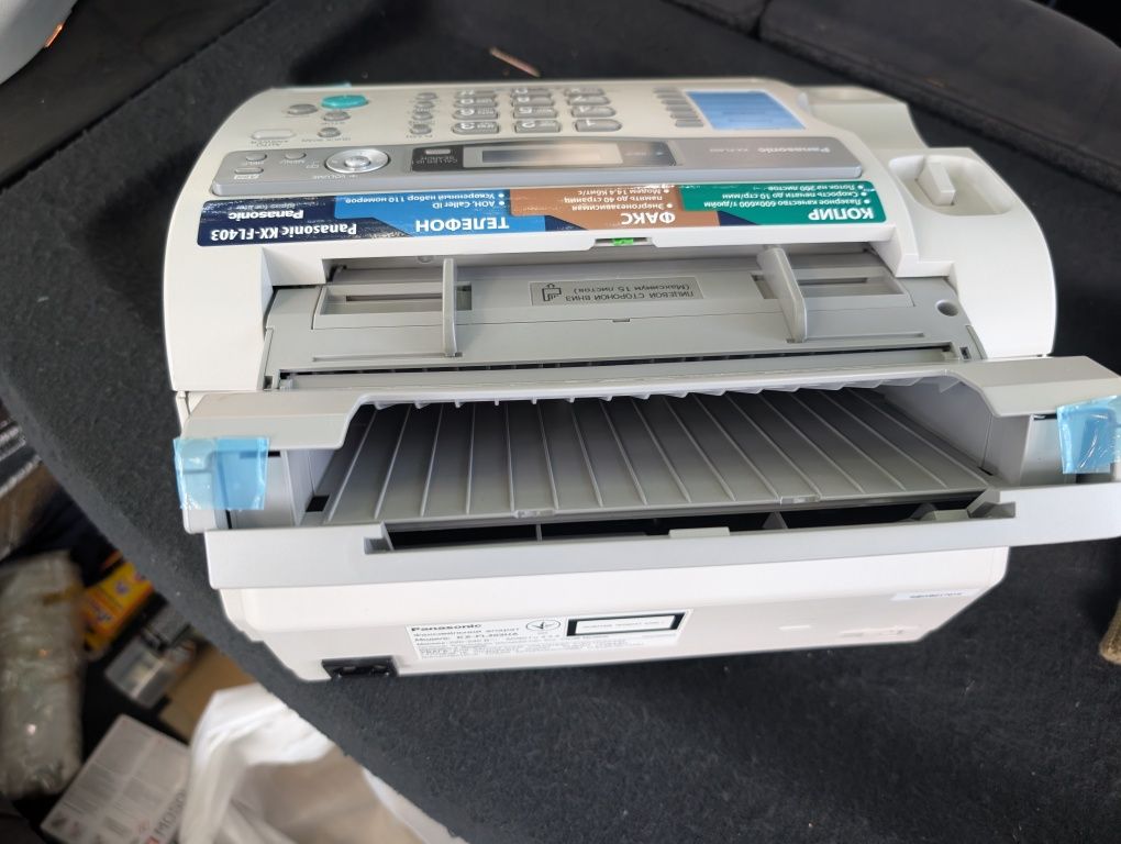 Panasonic

Факсимільний апарат

Модель. КX-FL403UA