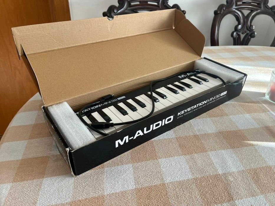 Teclado Controlador M-Audio Keystation Mini 32 MK3 como novo