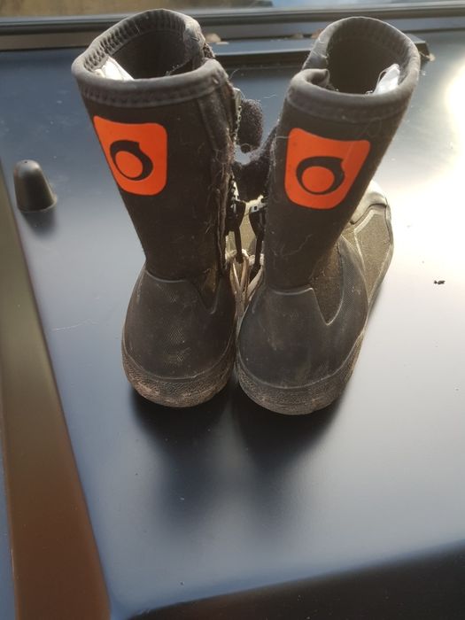 Vendo material de surf/vela de criança