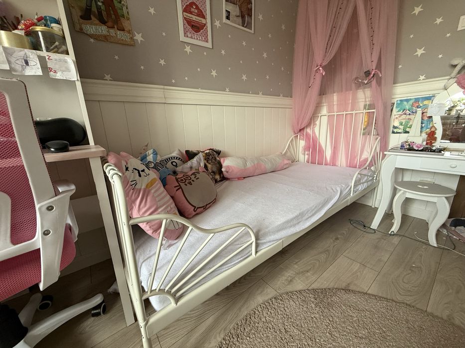 Łóżko dla dziecka Ikea Minnen biale metalowe