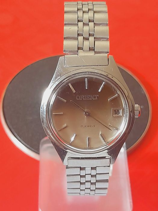 Relógio Vintage ORIENT Corda Manual