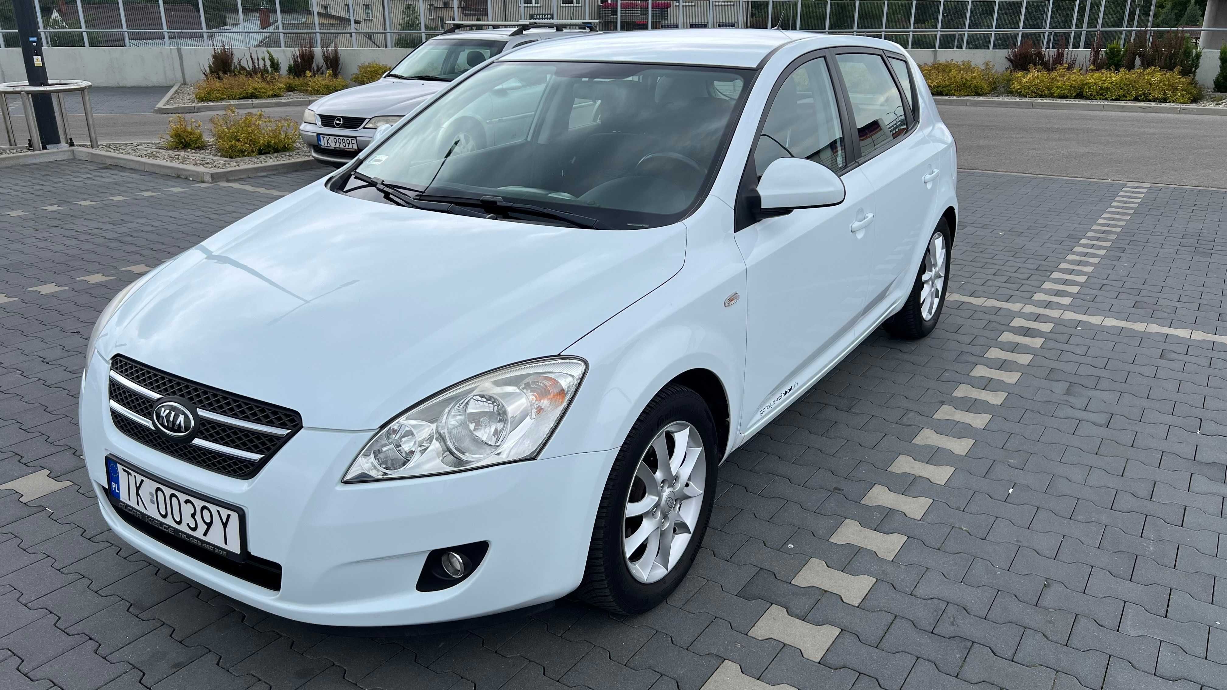 Kia Cee'd 1.6, niski przebieg, automatyczna klima, bardzo zadbany