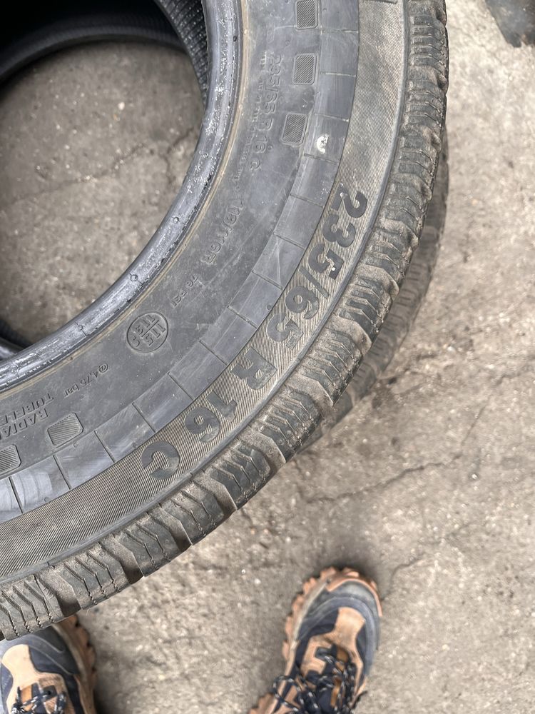 Opony 235/65r16c wielosezonowe