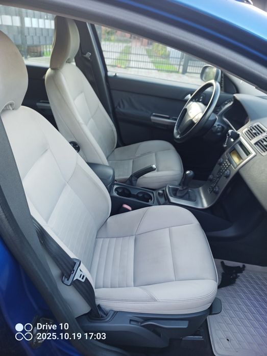 Volvo V50 superior