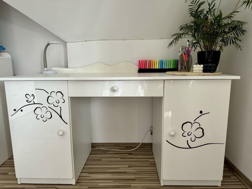 Sprzedam komplet mebli MEBLIK ORCHIDEA