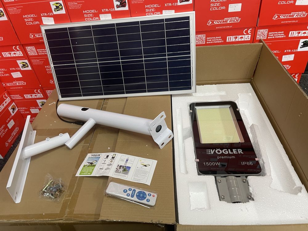 Lampa Solarna PREMIUM Uliczna VÖGLER GmBh wersja 1500 W, latarnia