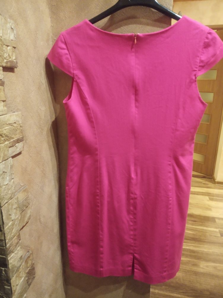 Sukienka różowa krótki rękawek