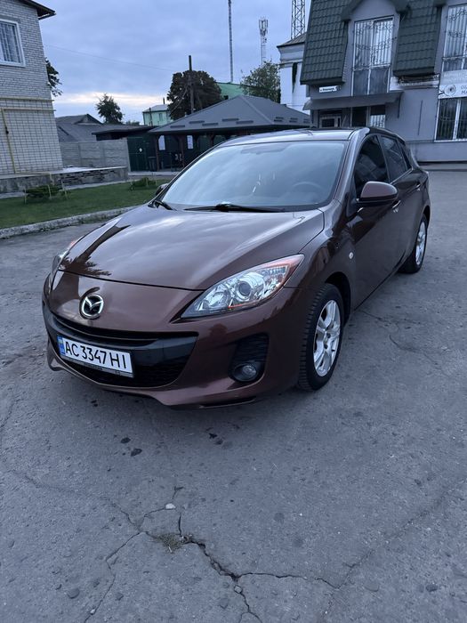 Продам авто Mazda 3