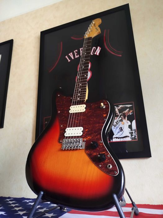 Squier Vintage Modified JAGMASTER Sunburst ( jaguar, jazzmaster )