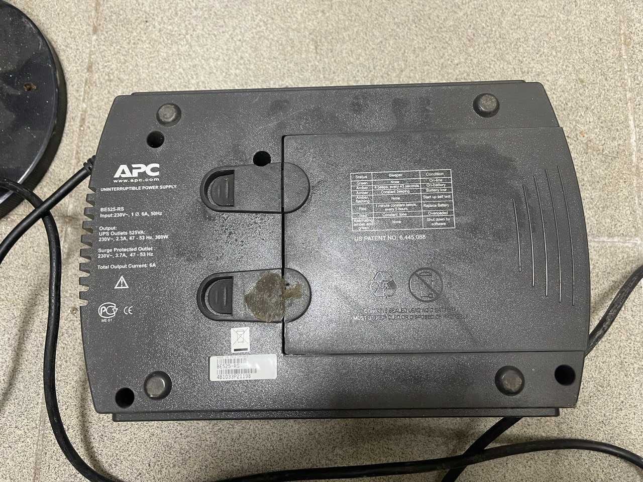 ДБЖ Безперебійник UPS 525 VA / ВА APC Back-UPS ES BE525-RS