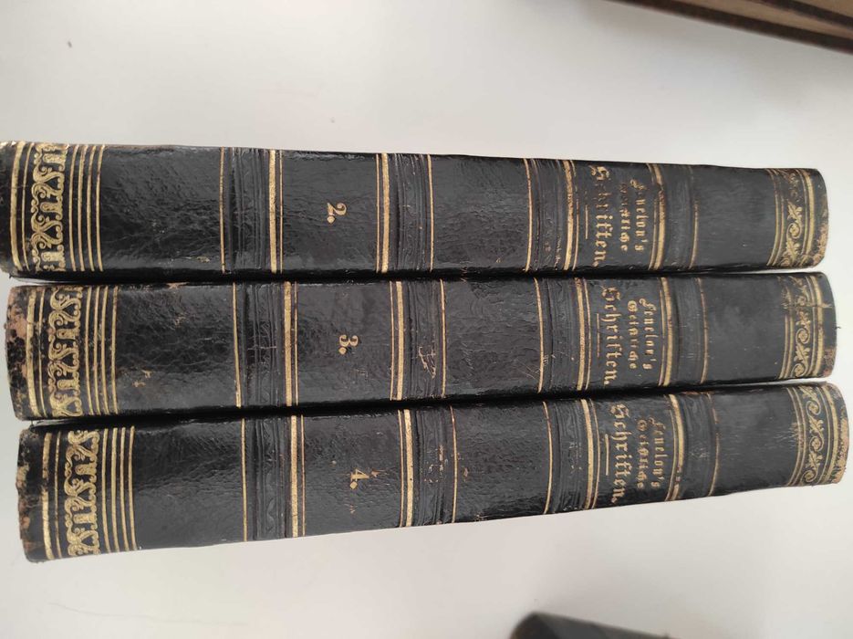 Старинные редкие книги. XIX век.