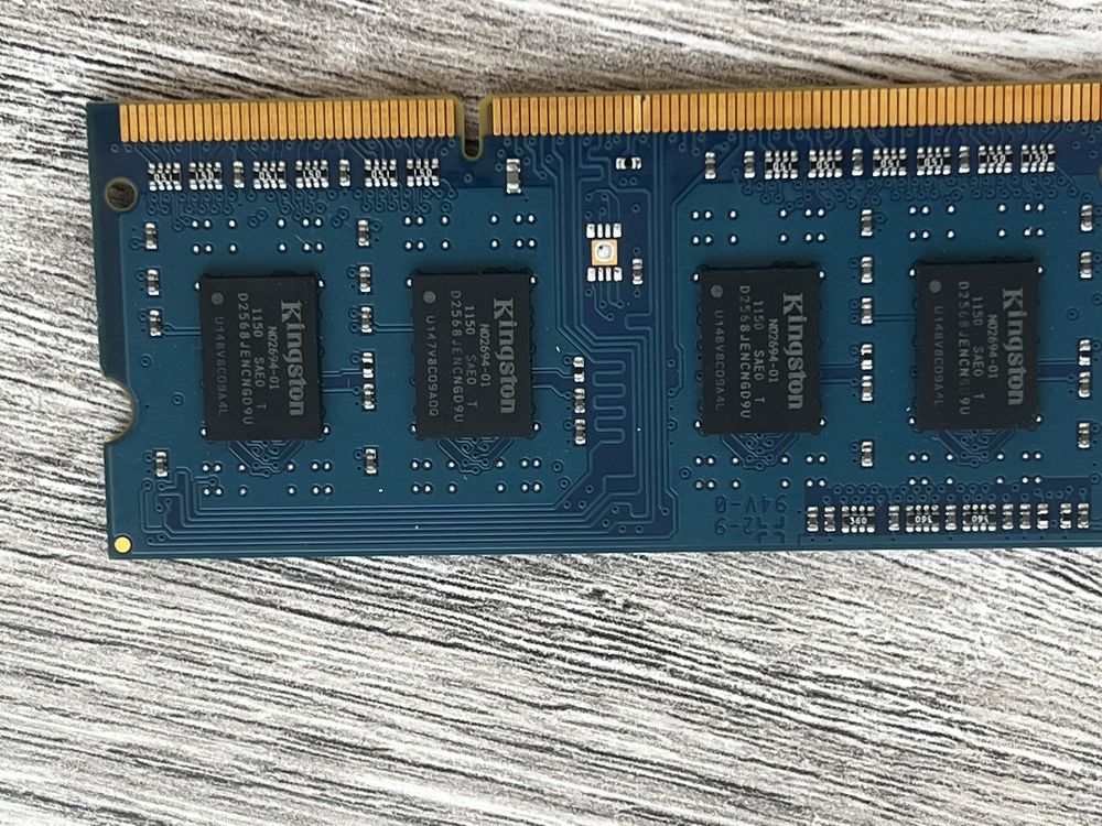Оперативна пам'ять Kingston DDR3 SODIMM 2GB