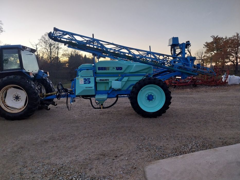 Opryskiwacz Berthoud Major 25