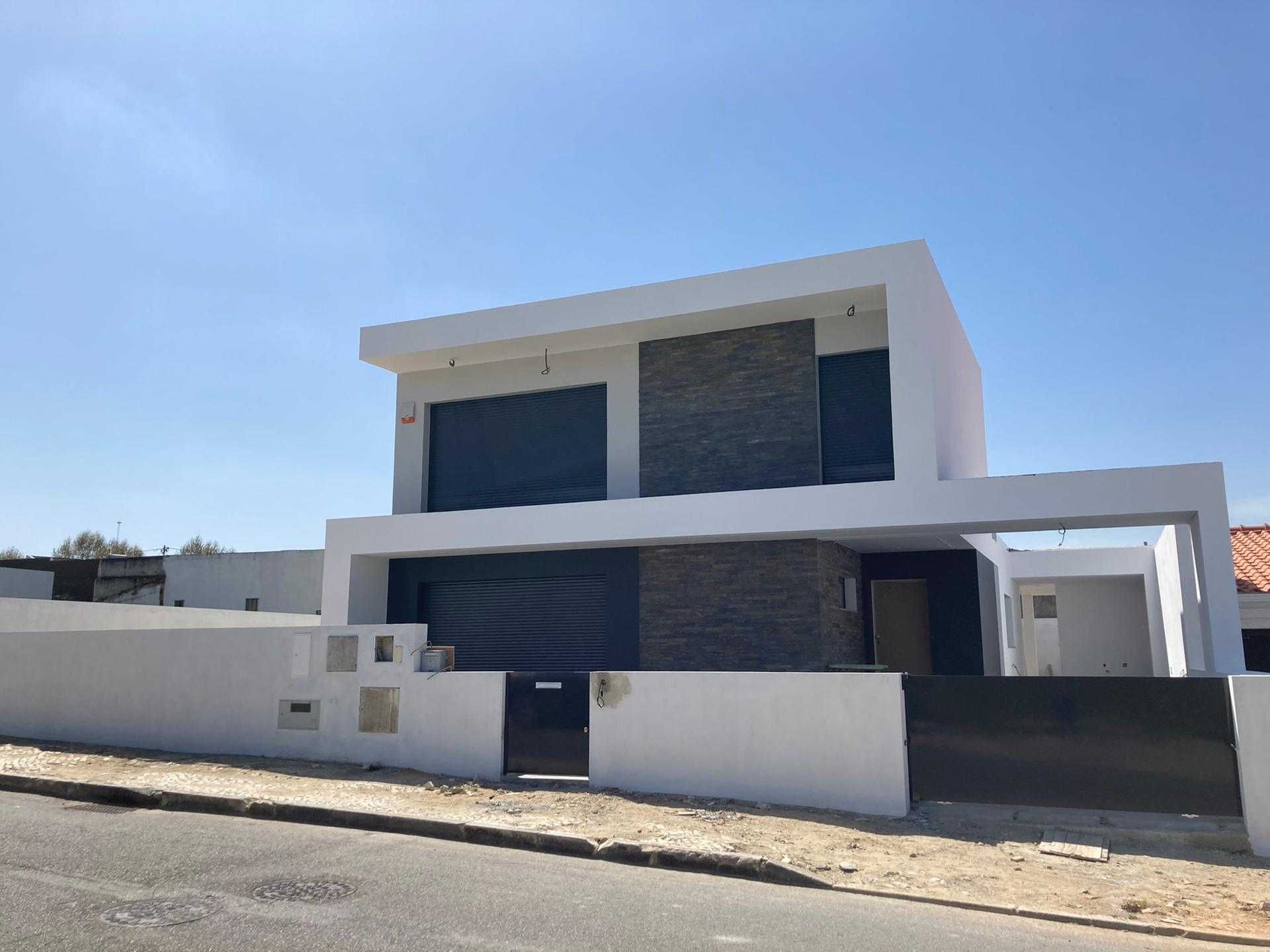 Alugo moradia em Palmela com piscina 1ª Semana de Setembro