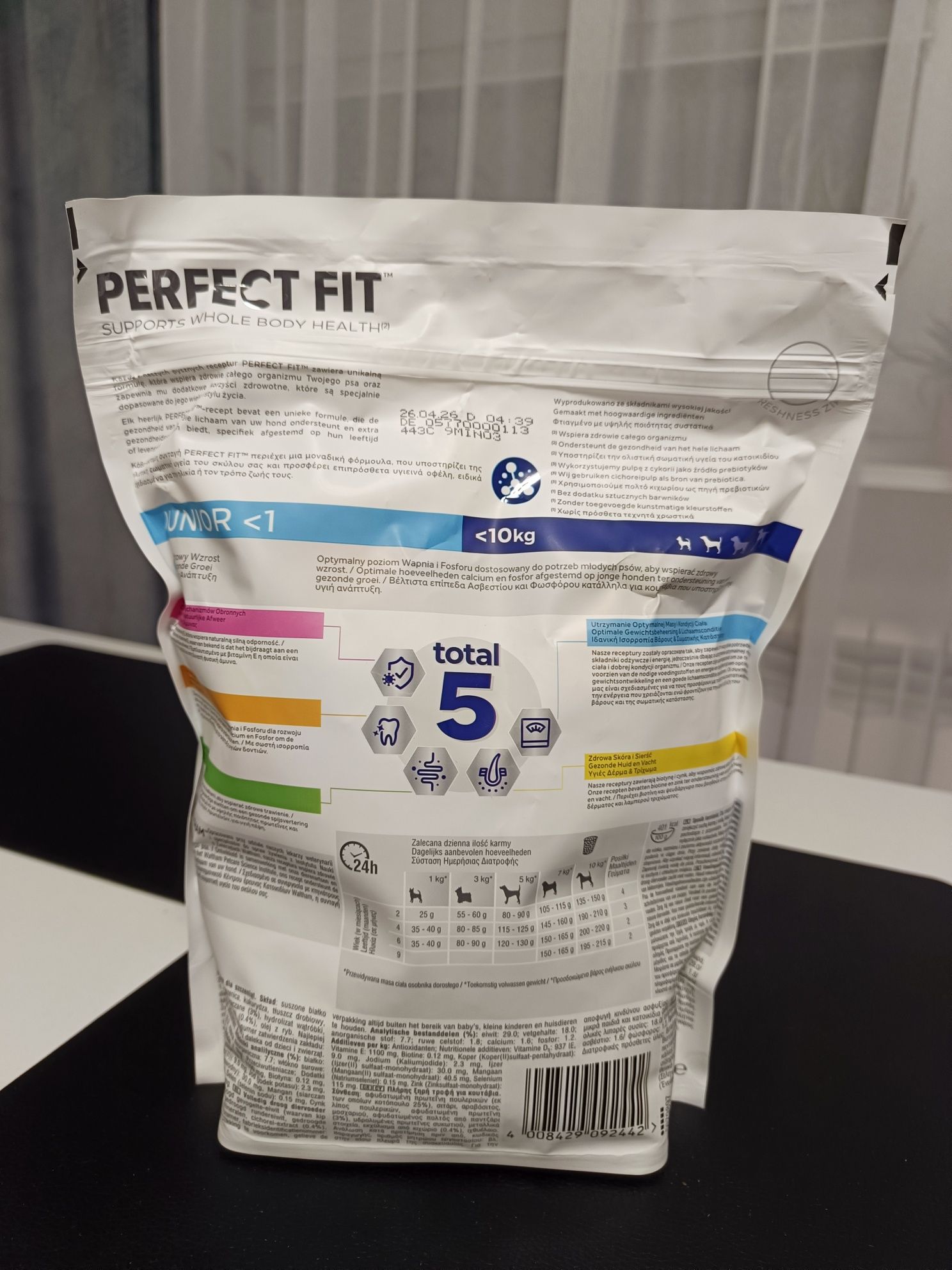Sucha karma Perfect Fit Junior 825g