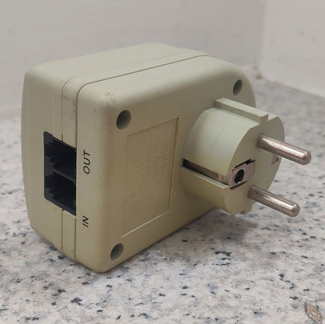 Tomada com divisor ficha telefone fixo RJ11