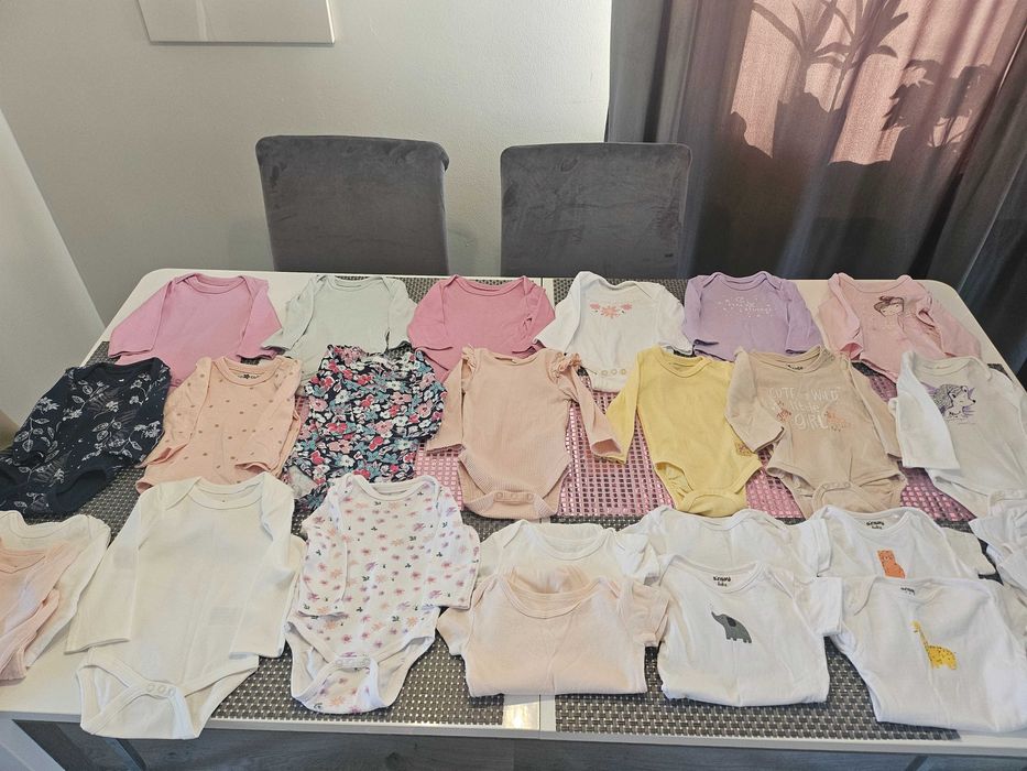 Śliczny zestaw dla małej księżniczki rozm 68