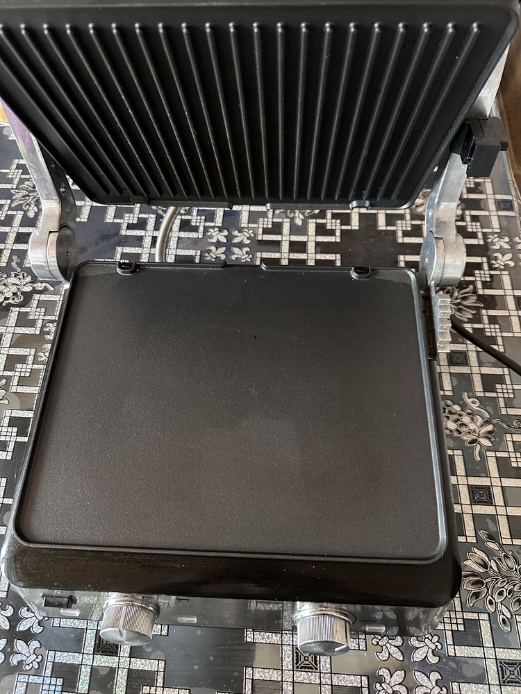 Гриль Delonghi CGH920