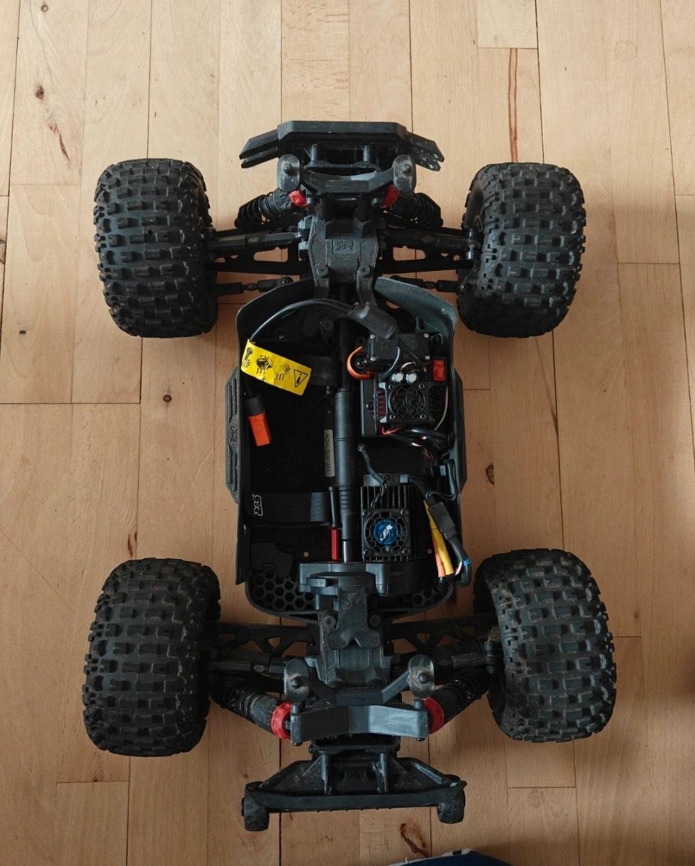 Arrma Granite 4x4 Blx 3S Bezszczotkowy