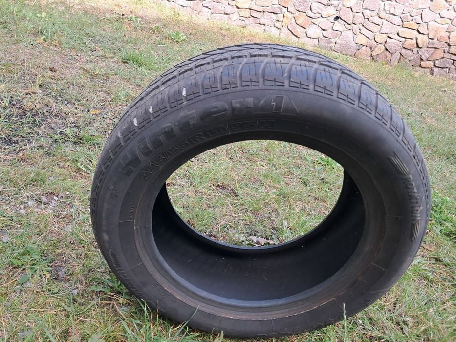 Зимня резина Tigar  225. 55. R16.  Одне колесо
