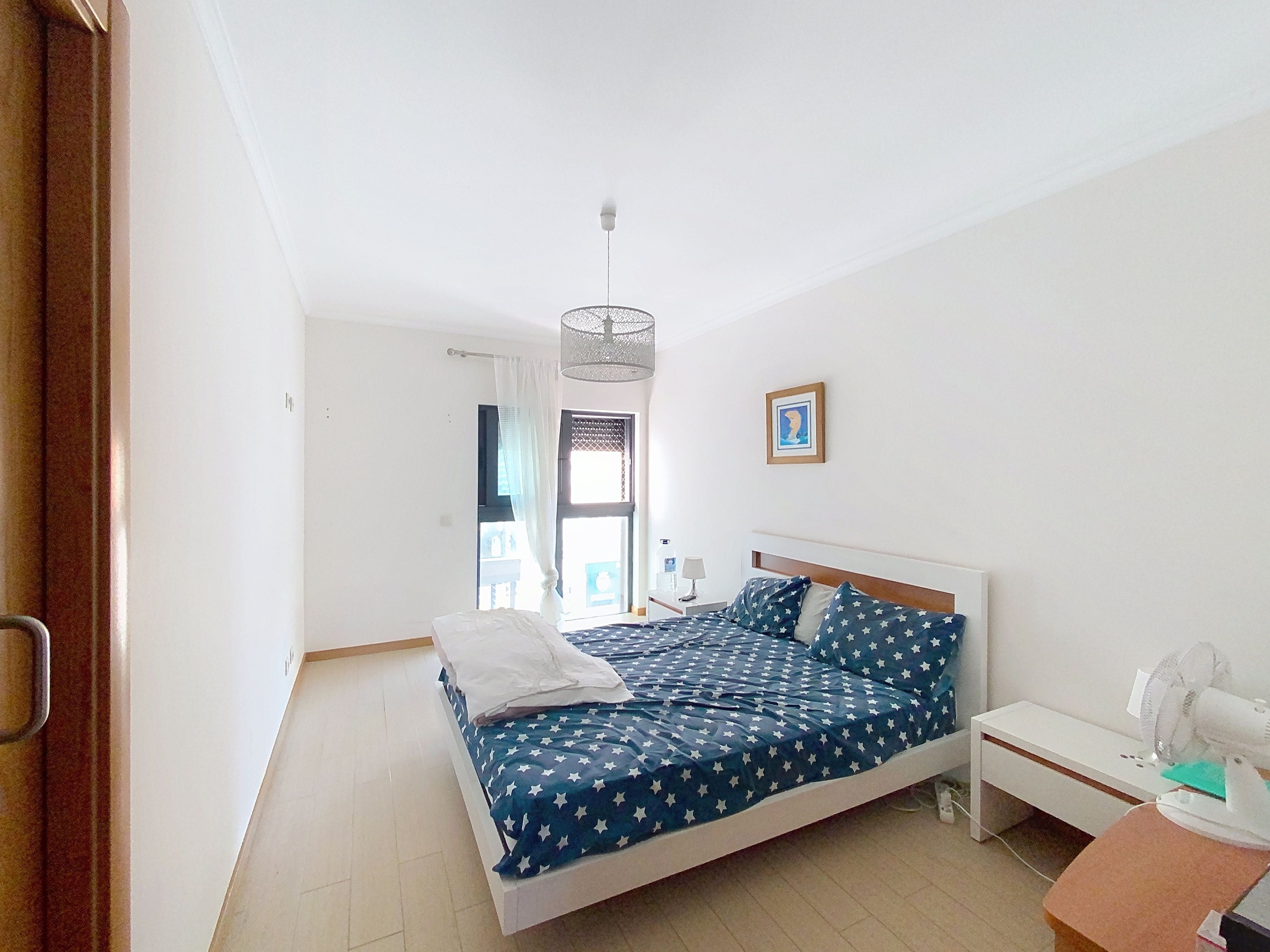 T2 de Luxo para Arrendamento Anual – Rocha Prime Residence