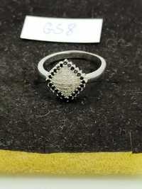 Srebrny pierścionek 925 GS8