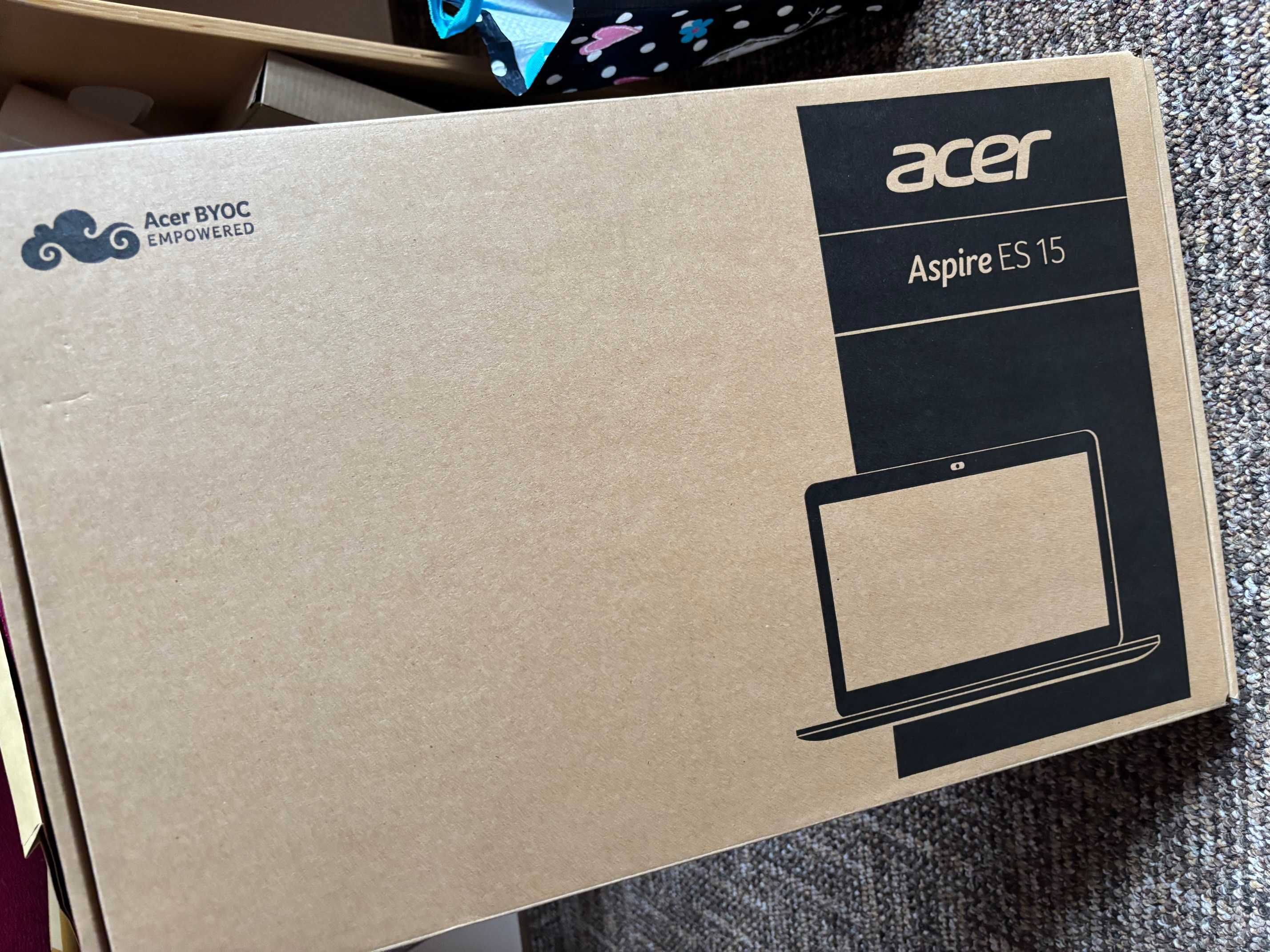 Laptop ACER - stan idealny