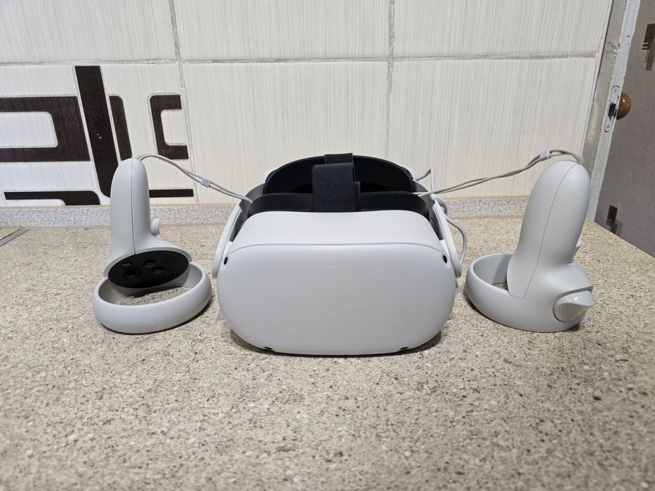 Окуляри віртуальної реальності Meta Oculus Quest 2 64 Gb