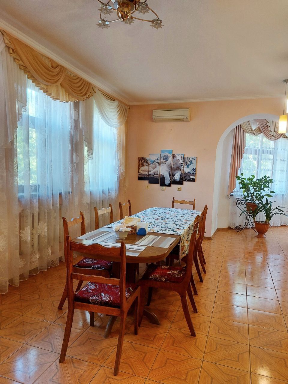Кімнати здаем подобово, для відпочинку в  Одесі.