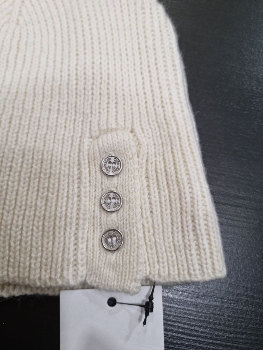 Czapka Calvin Klein damska nowa.
