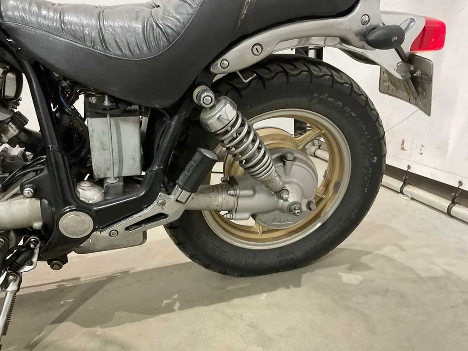 Yamaha Virago XV 700