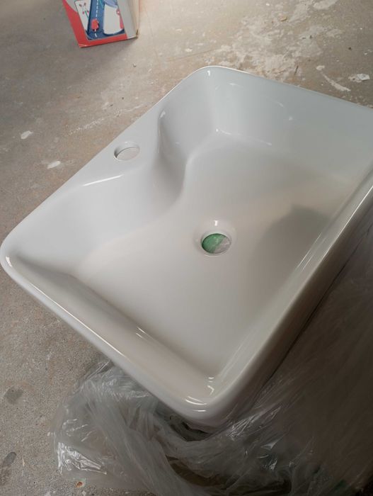 Umywalka nablatowa GoodHome 48,5x37,5x13 - nowa -nieużywana