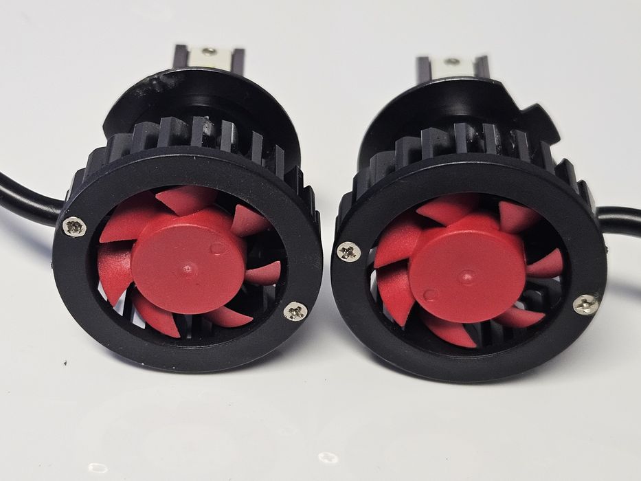 Lâmpadas LED H1 + H7