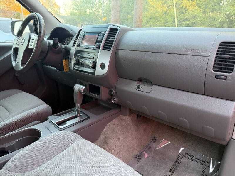 2017 Nissan Frontier S