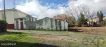 Quintinha Com Casa Para Remodelar Em S Felix Da Marinha