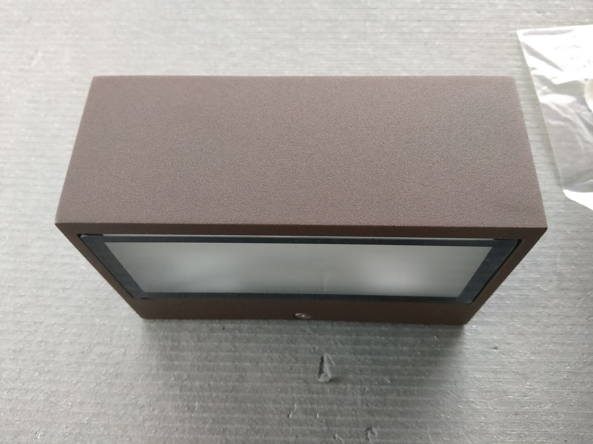 Zewnętrzna lampa ścienna Leds-C4 Nemesis