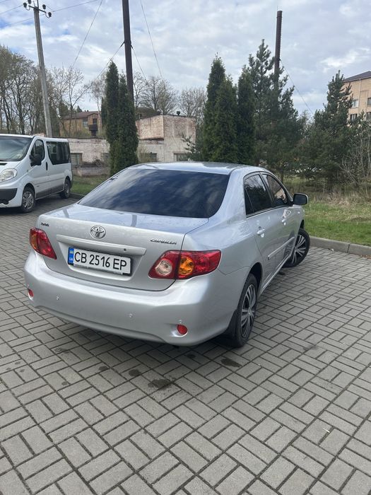 Продам своє офіційне авто